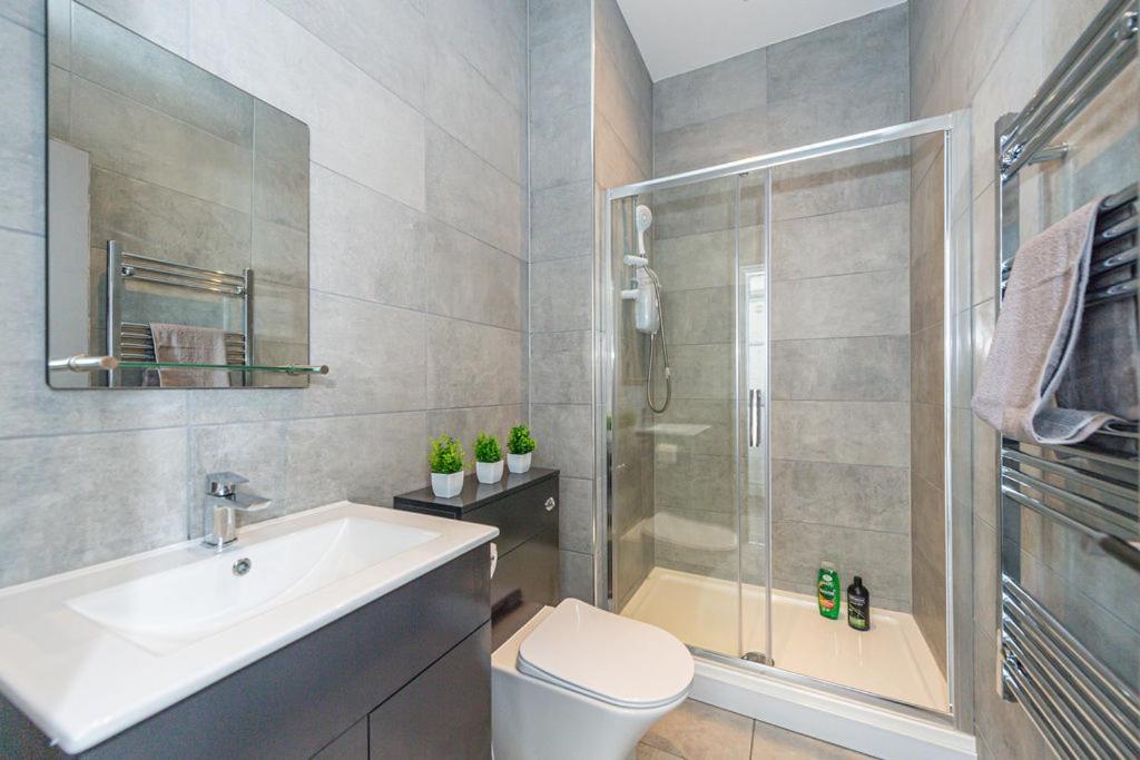 One Bedroom In Centre Apartment Liverpool